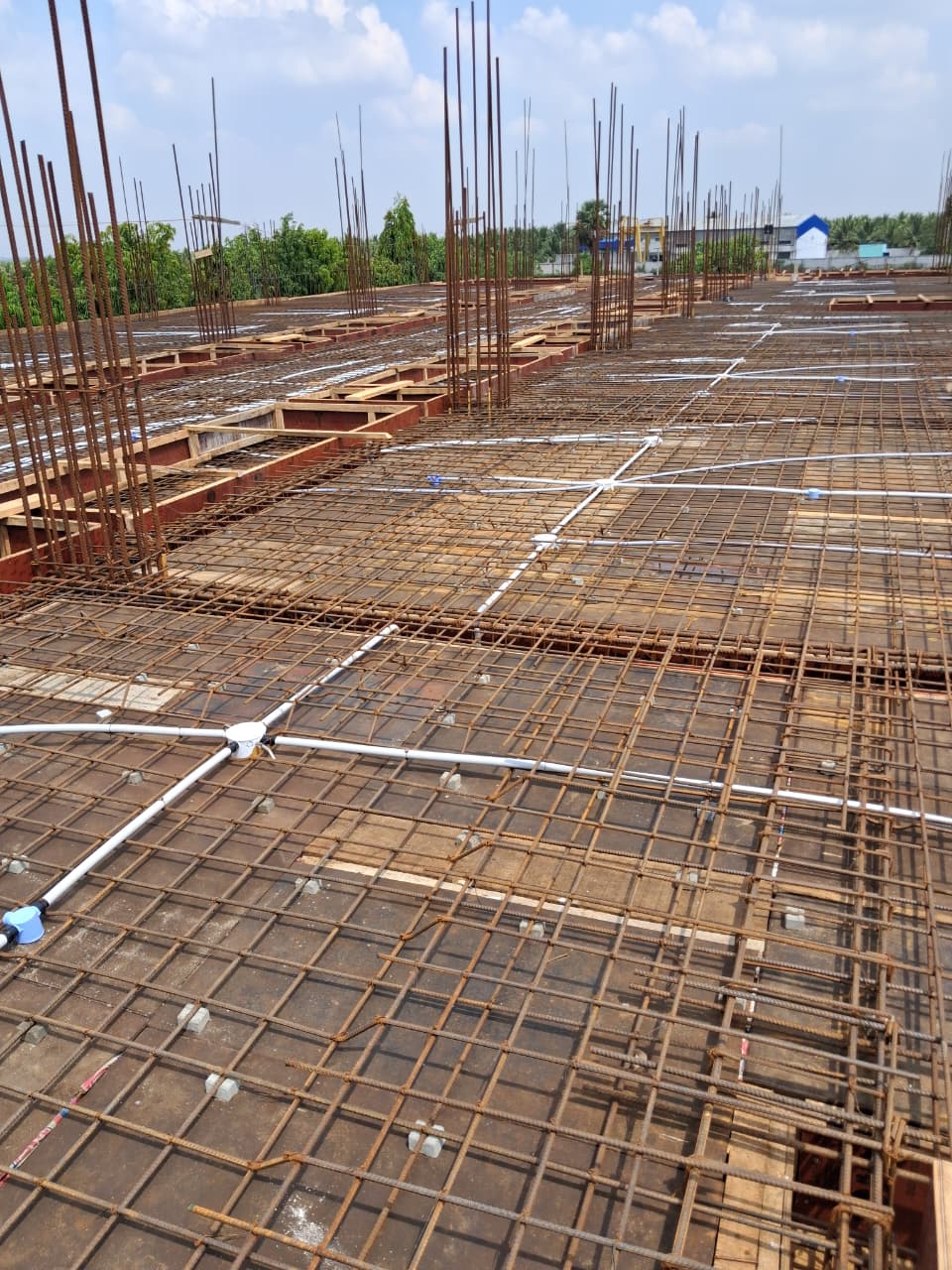 Knowledge Institute of Technology — Educational Institution by Rapid Green Builders, Salem